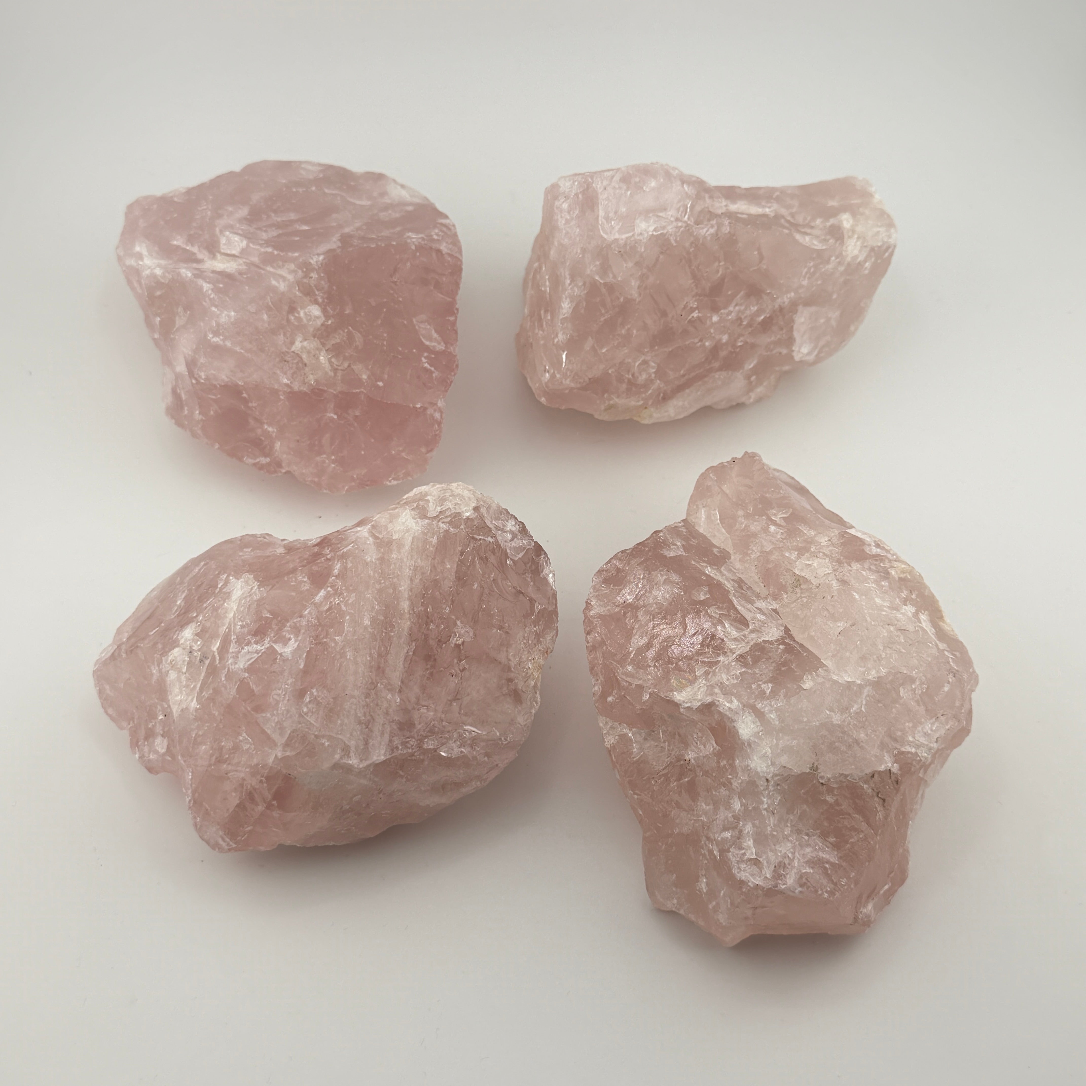 Rosenquarz Rohsteinbrocken aus Madagaskar – Handverlesenes Einzelstück (Gewichtsklasse wählbar)