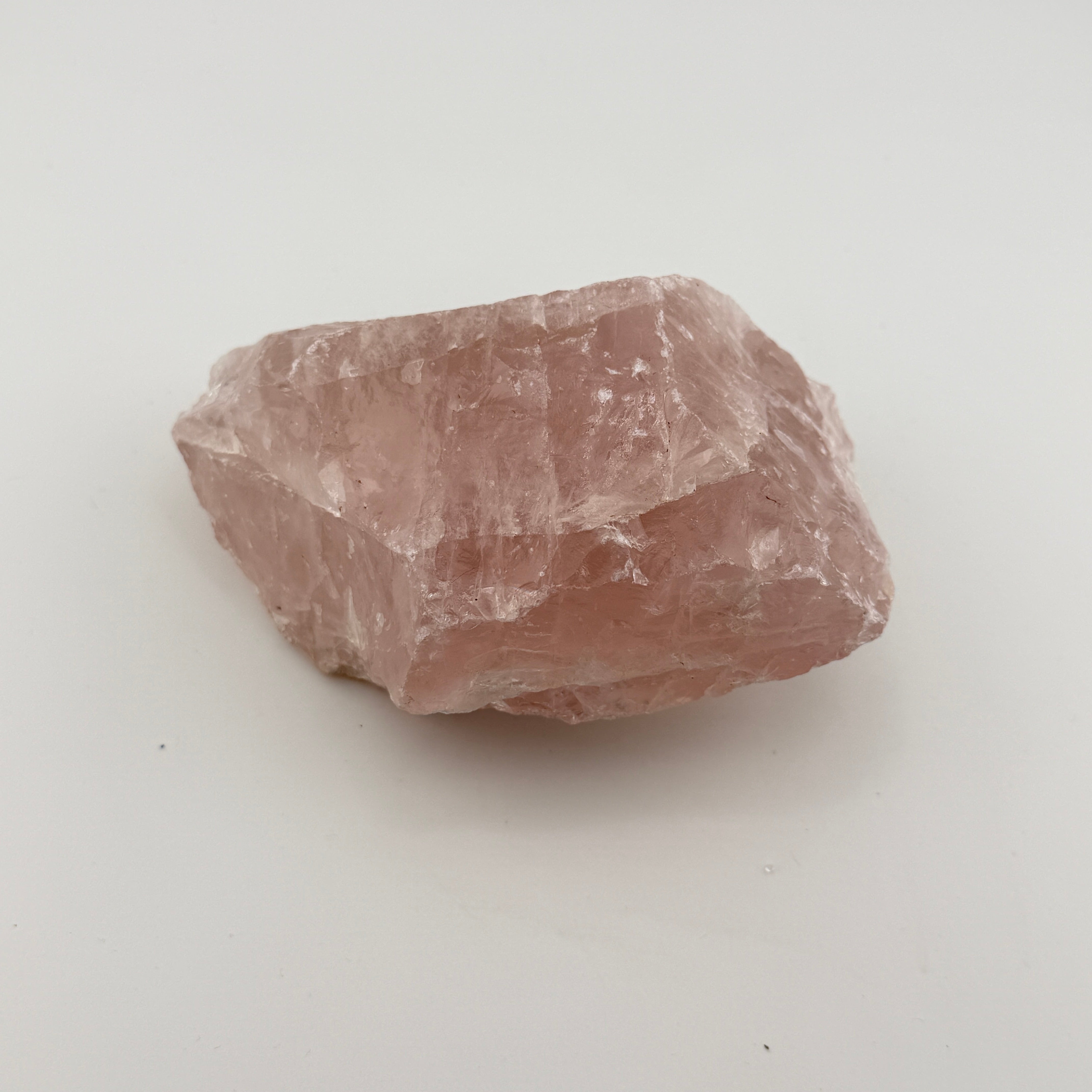 Rosenquarz Rohsteinbrocken aus Madagaskar – Handverlesenes Einzelstück (Gewichtsklasse wählbar)