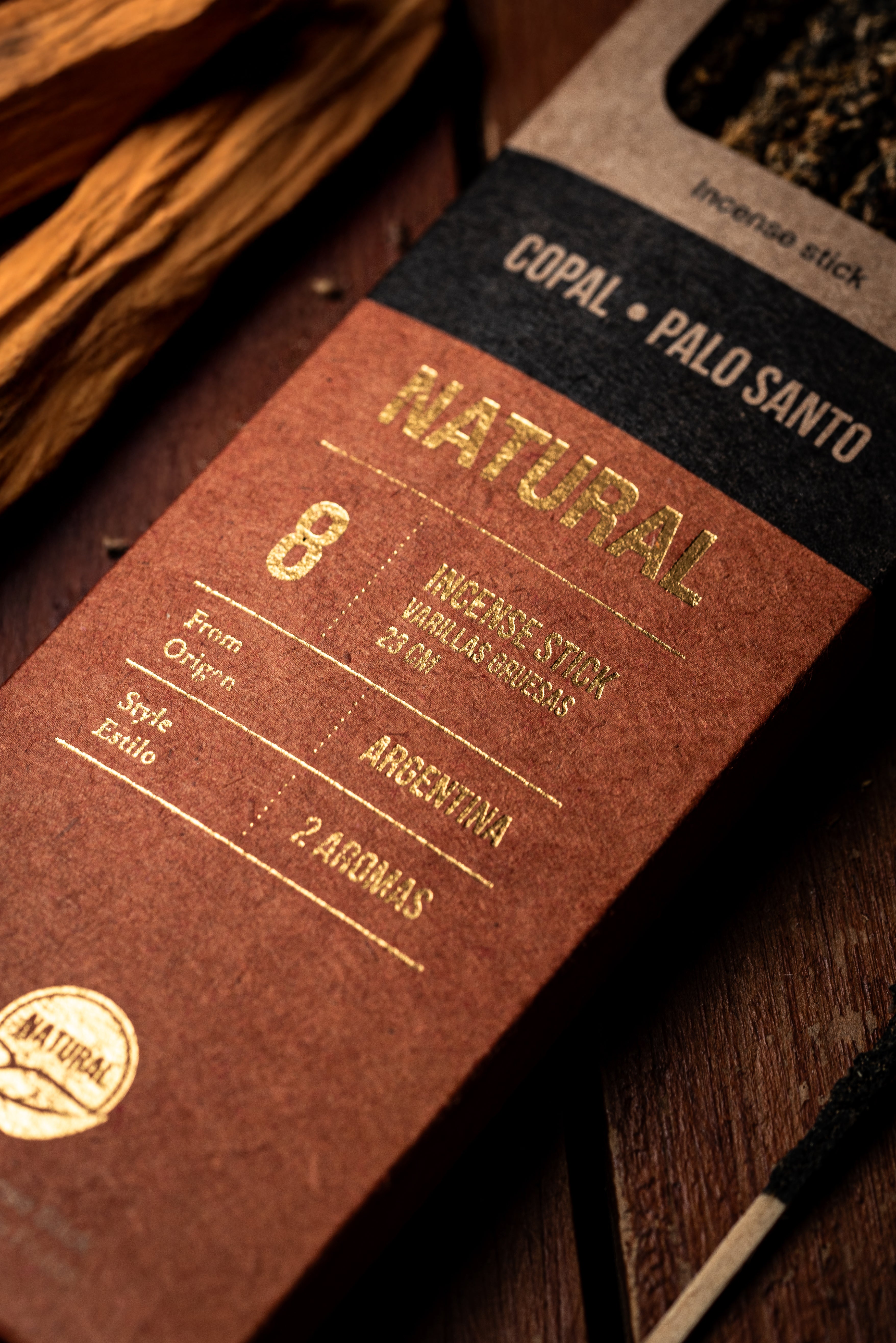 Sagrada Madre - 2 in 1 - geteilte Düfte: Copal & Palo Santo - Räucherstäbchen - 8 Stk.