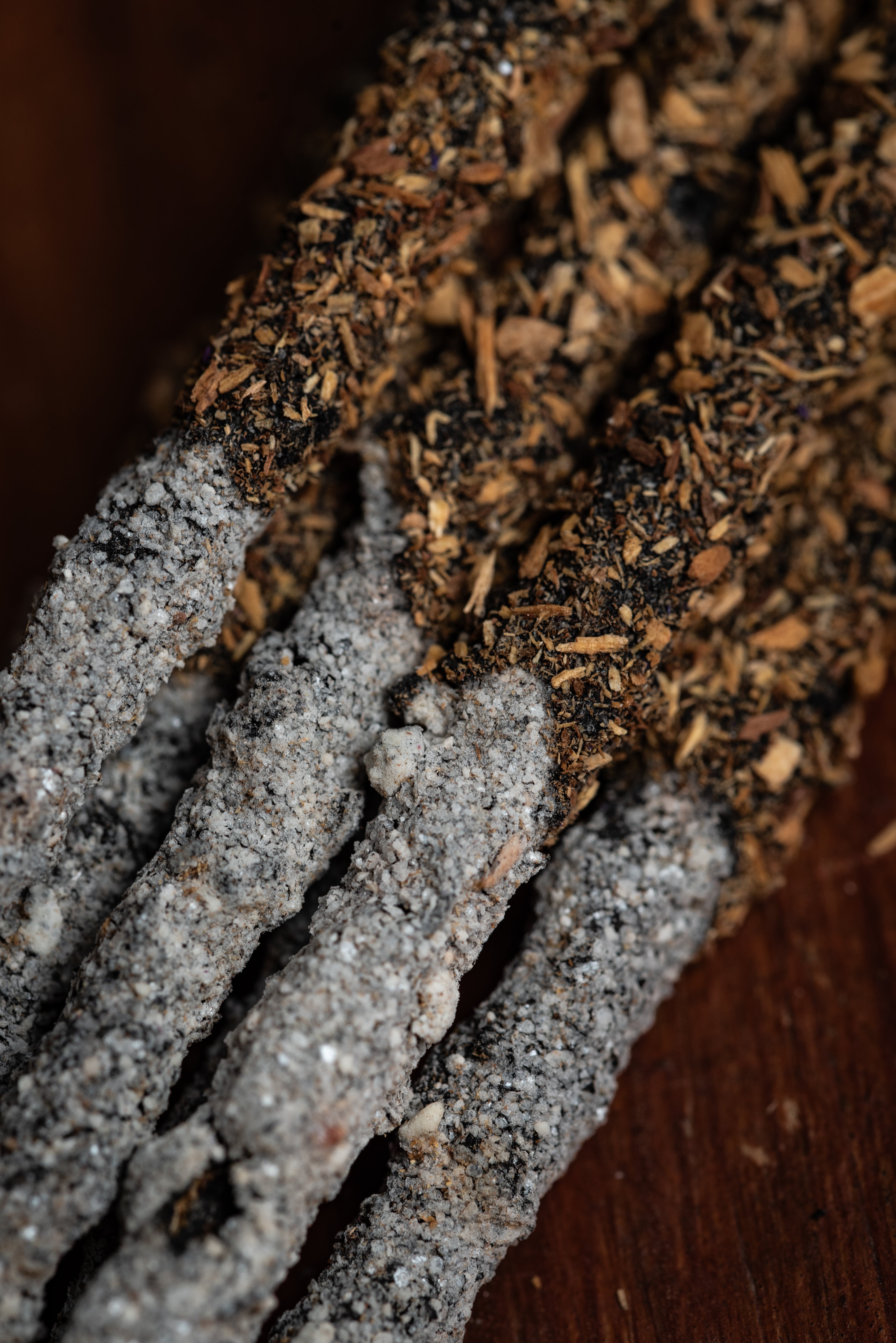 Sagrada Madre - 2 in 1 - geteilte Düfte: Yagra & Palo Santo - Räucherstäbchen - 8 Stk.