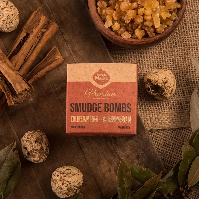 Sagrada Madre - Premium Smudge Bomb - Olibanum & Zimt ca. 65 g