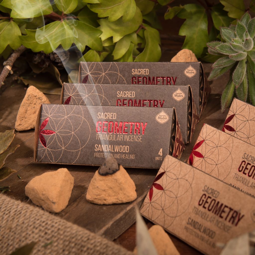 Sagrada Madre - Sacred Geometry - Dreieck-Räucherkegel - Sandelholz