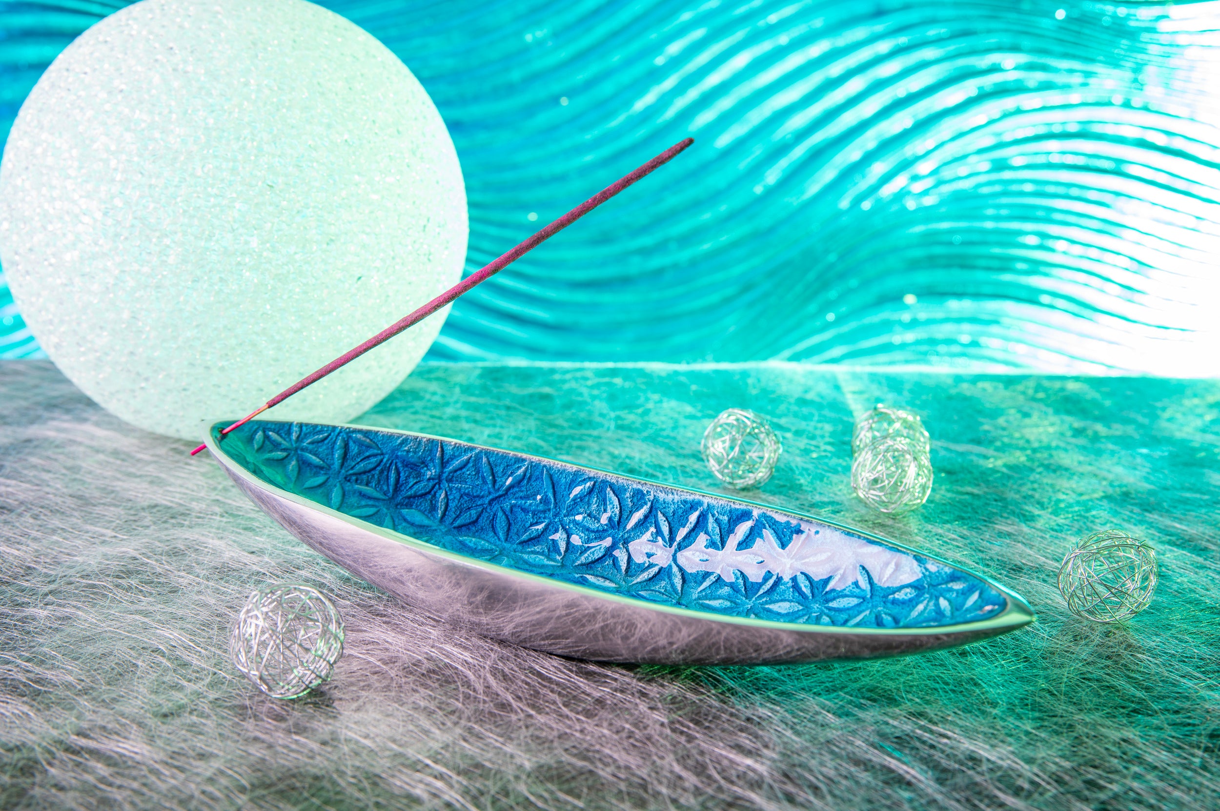 Schiffhalter Blume des Lebens - Aluminium, blau - Räucherstäbchenhalter