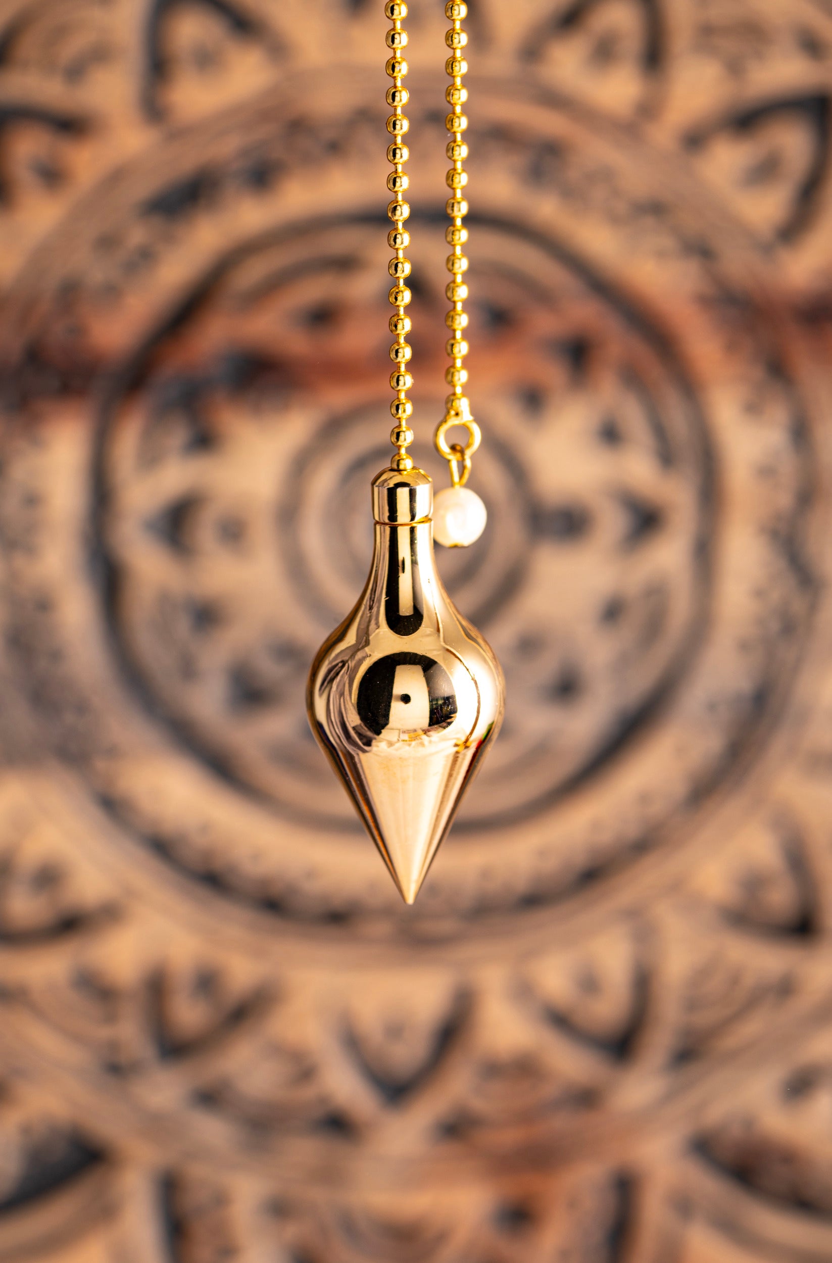 Tropfen Pendel „Nobilis“ – vergoldetes Messing