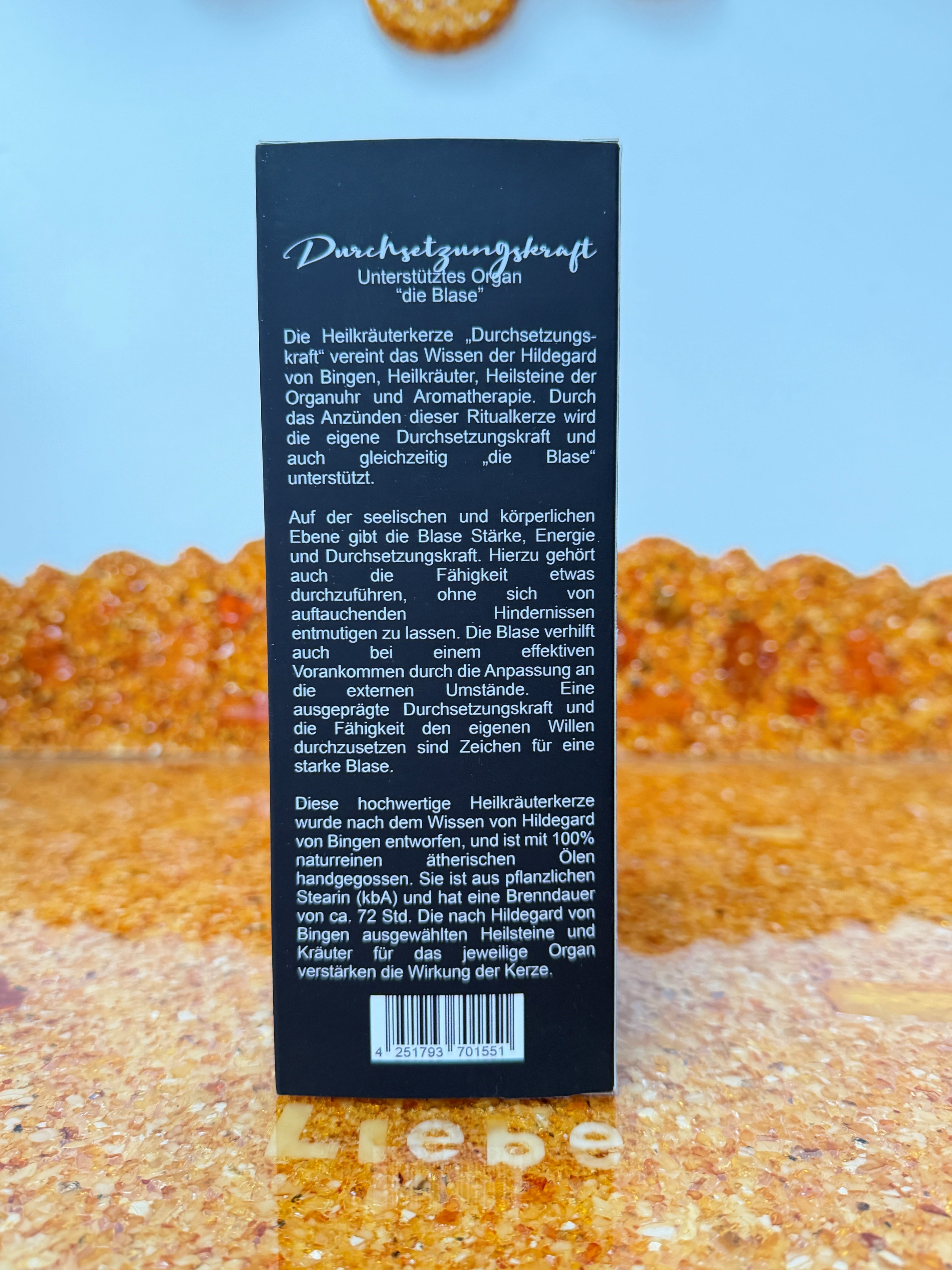 Zarya Heilkräuterkerze "Durchsetzungskraft" – Hildegard v. Bingen Inspiration mit Lilie