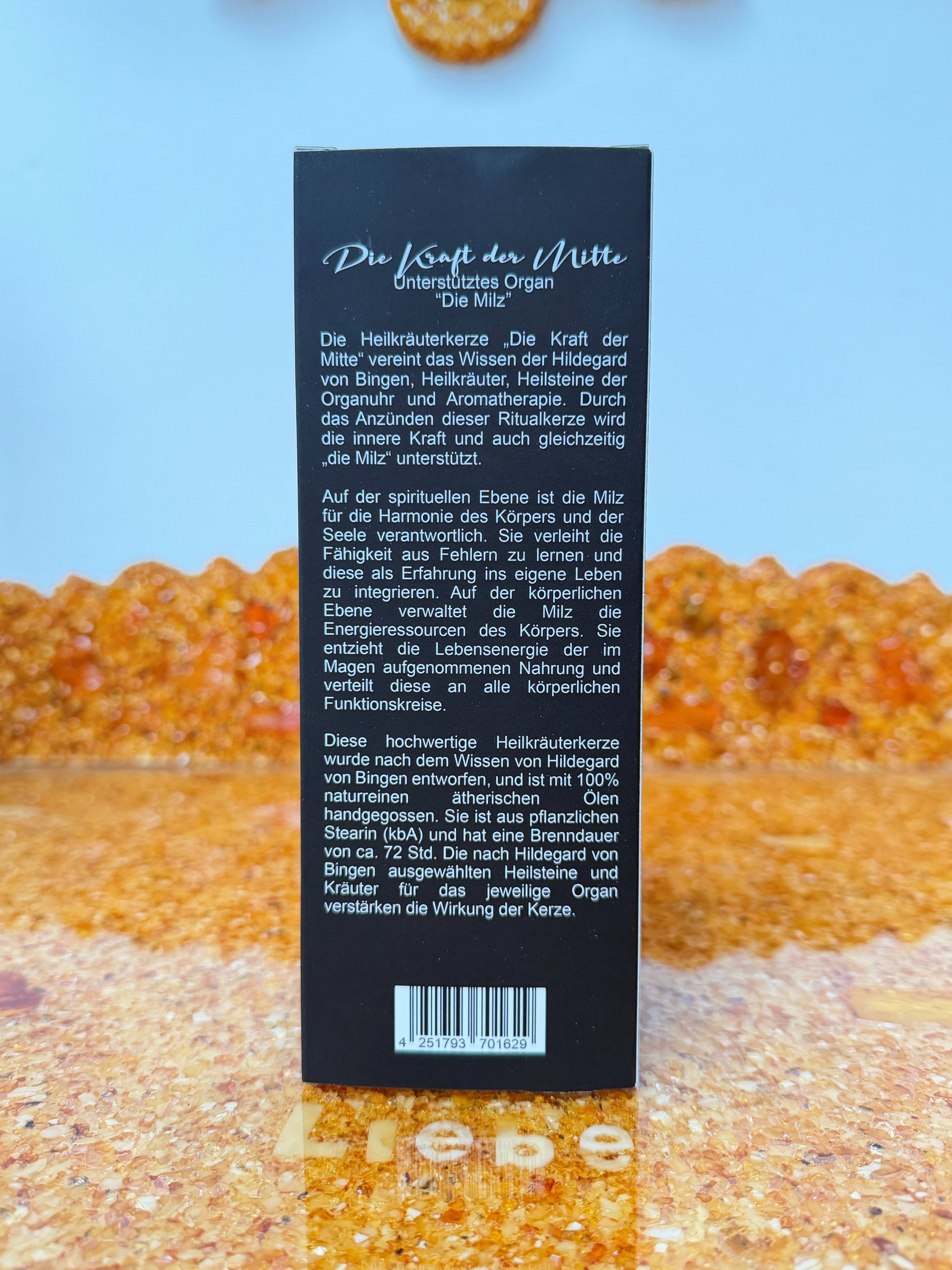 Zarya Heilkräuterkerze "Kraft der Mitte" – Hildegard v. Bingen Inspiration mit Zeder