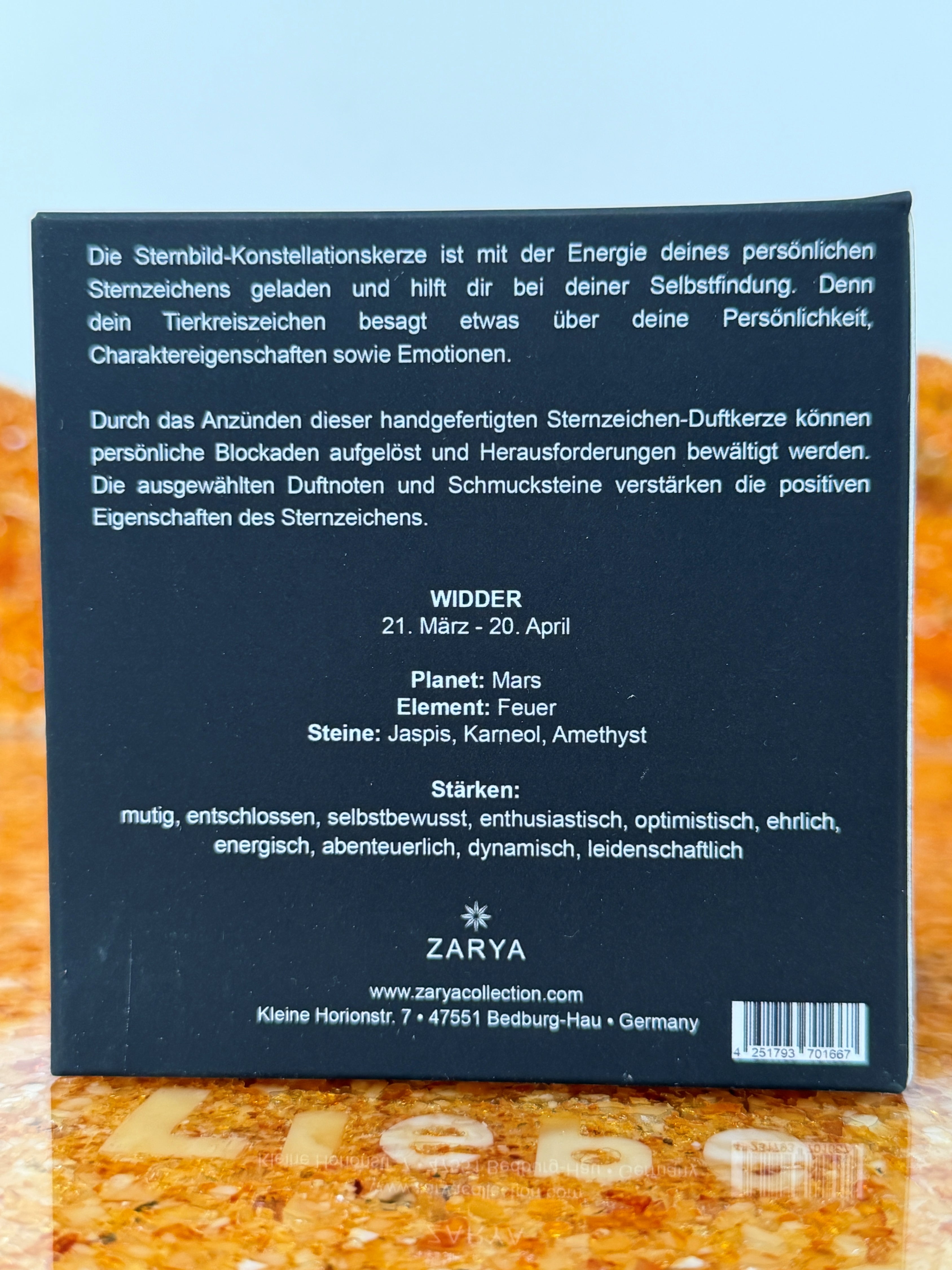Zarya Sternzeichenduftkerze - Zodiac Light – Widder (Aries) mit Rose, Zeder & Edelsteinen
