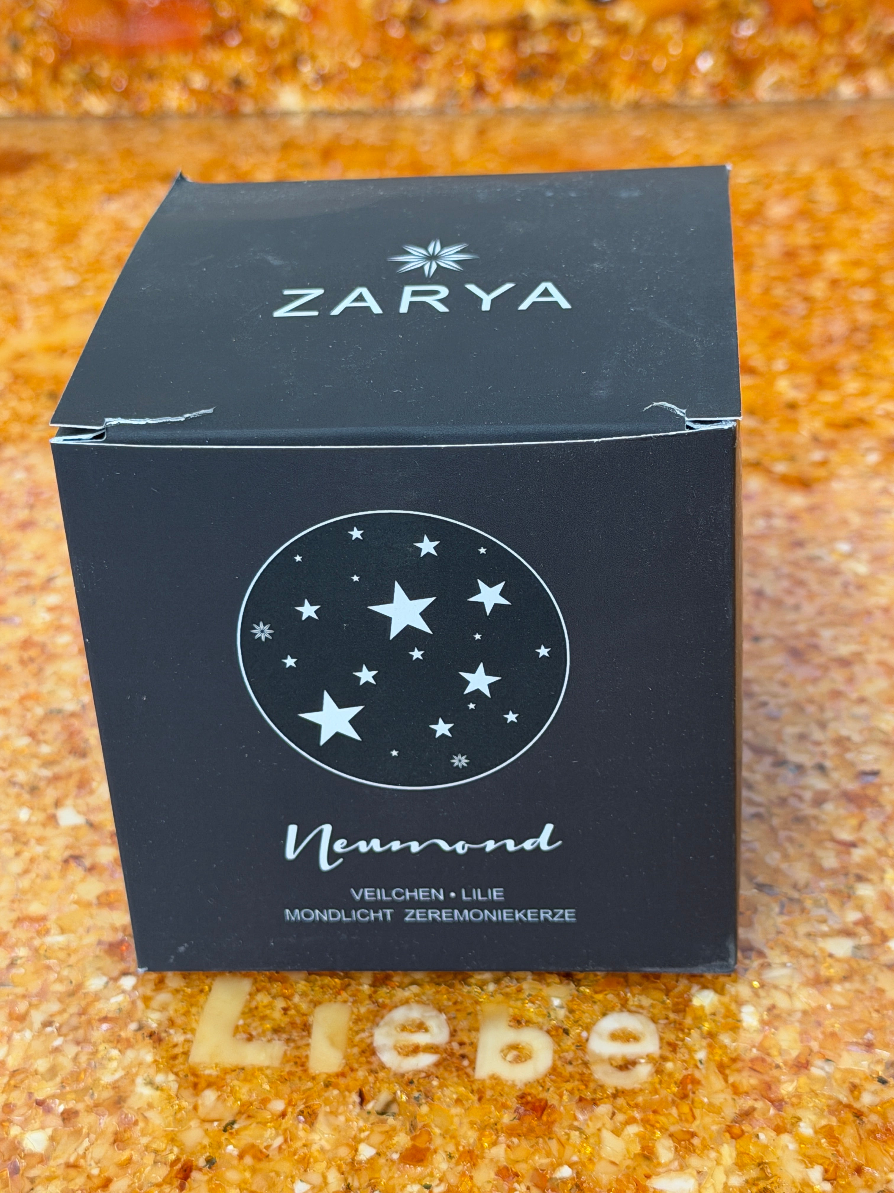 Zarya Zeremoniekerze - Neumond Mondlichtzeremonie - Veilchen & Lilie mit Edelstein